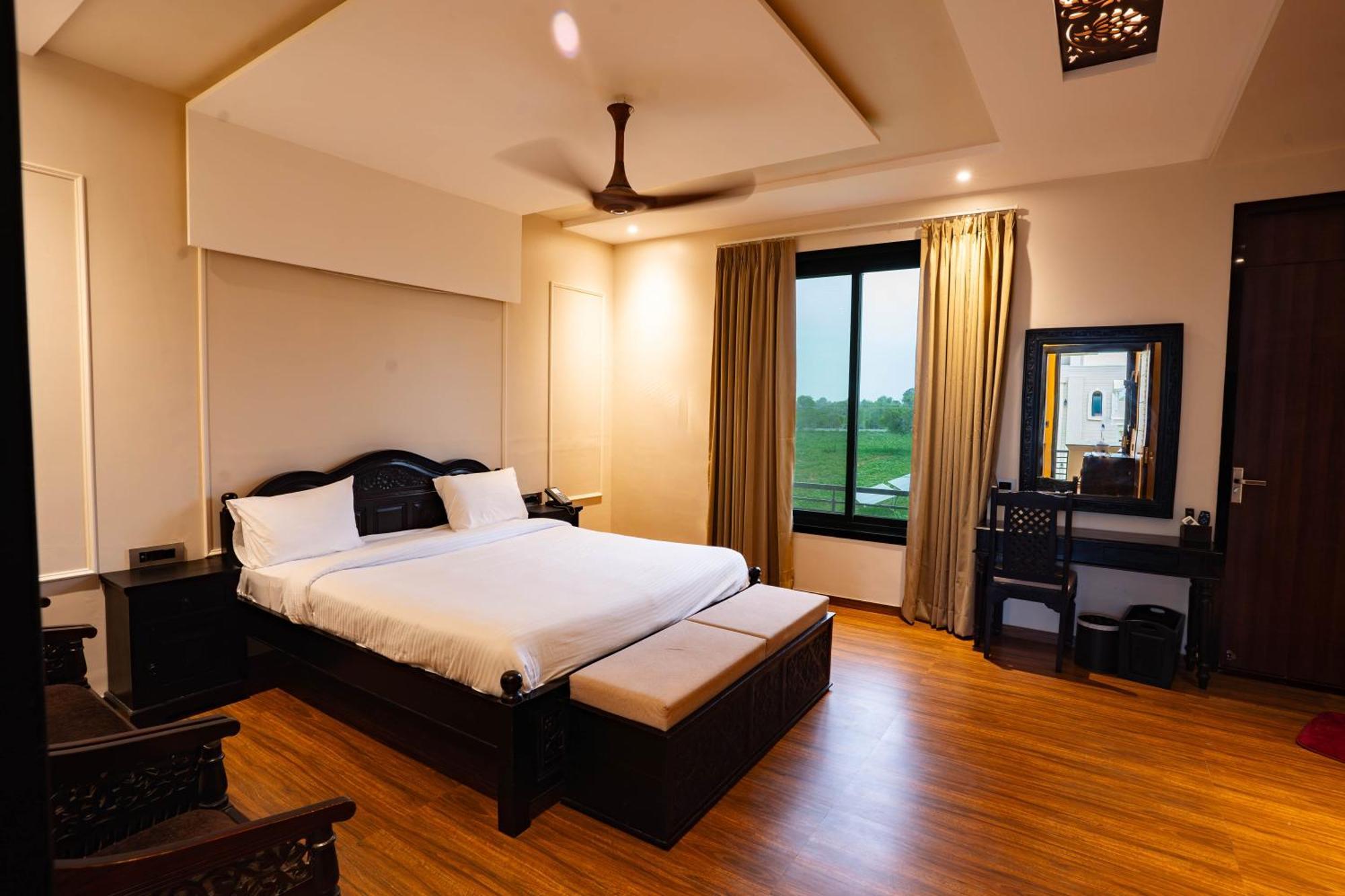 La Nature Hotels & Resorts Sikar Exterior foto